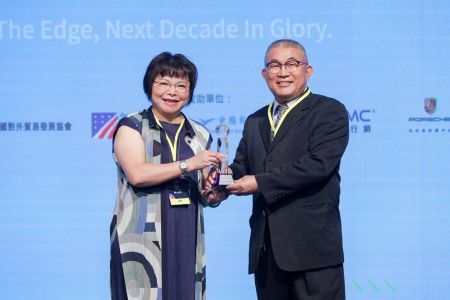 TOP GEAR_DUN & BRADSTREET TAIWAN ELITE TOP1000 Award